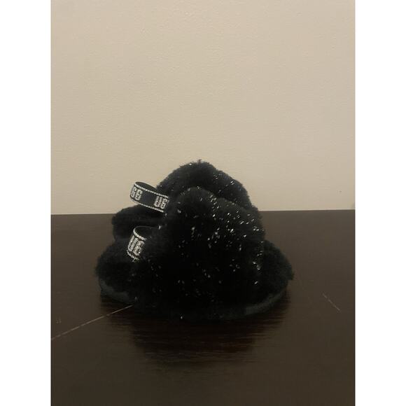 UGG Fluff Yeah Slide Black Toddler Size‎ 4-5 - Picture 1 of 4